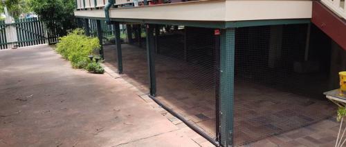 Quality Cat netting and enclosure